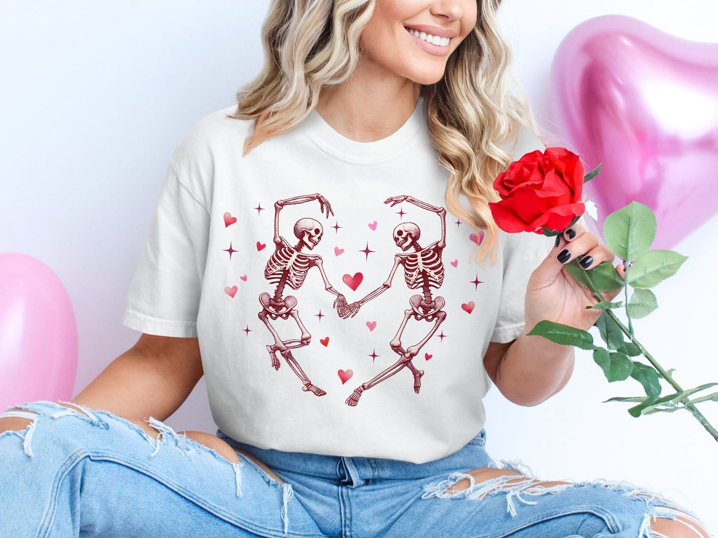 Valentine Skeletons Heart Dancing